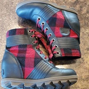 Sorel Lexxie Wedge Red Plaid